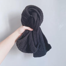 Load image into Gallery viewer, Kids & Adults Classic Knitted Scarf