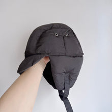 Load image into Gallery viewer, Bubble Trapper Hat (2-6 yo)
