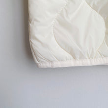 Load image into Gallery viewer, Lightweight Quilted Jacket (2-10 yo)