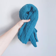 Load image into Gallery viewer, Kids & Adults Classic Knitted Scarf