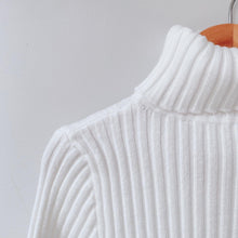Load image into Gallery viewer, Turtleneck Sweater (1-7 yo)