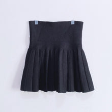 Load image into Gallery viewer, Pleated Skirt (2-8 yo)