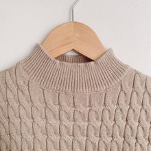 Load image into Gallery viewer, Braidy Sweater Vest (3-10 yo)
