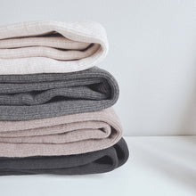 Load image into Gallery viewer, Winter Woolen Leggings (1 - 10 yo)
