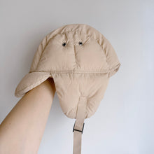 Load image into Gallery viewer, Bubble Trapper Hat (2-6 yo)
