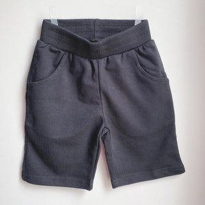 PRE-ORDER Basic Boys’ Shorts (2-10 yo)